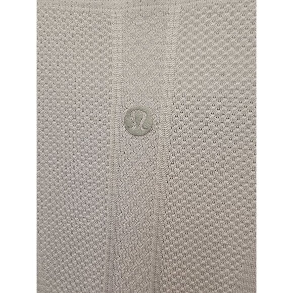 Lululemon SWIFTLY TECH Lilac Short Sleeve Mesh Activewear Top Women's Size 8 - Picture 4 of 5